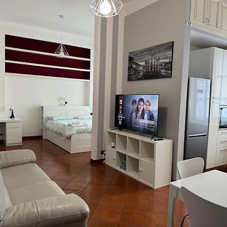 Ponthouse: Navigli, Iulm, Romolo Lägenhet Milano Exteriör bild