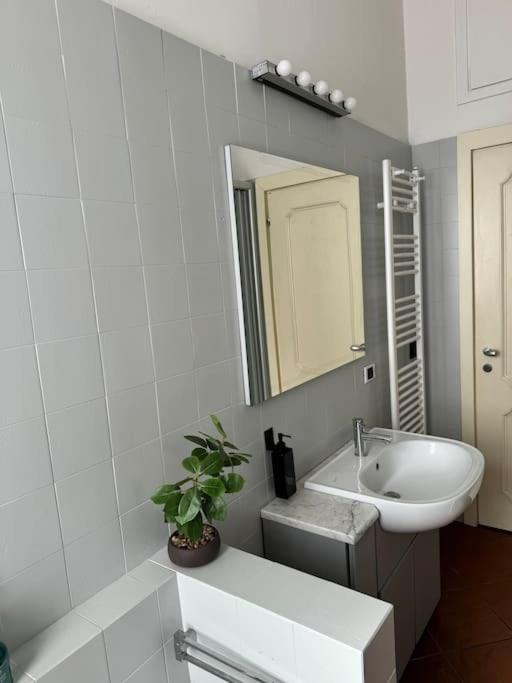 Ponthouse: Navigli, Iulm, Romolo Lägenhet Milano Exteriör bild